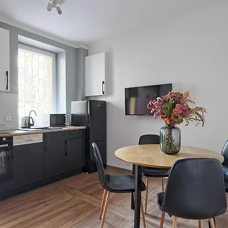 Modern And Cozy - Center - Dobra 27 Apartment Warsaw